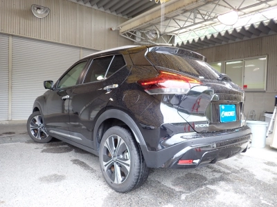 NISSAN KICKS