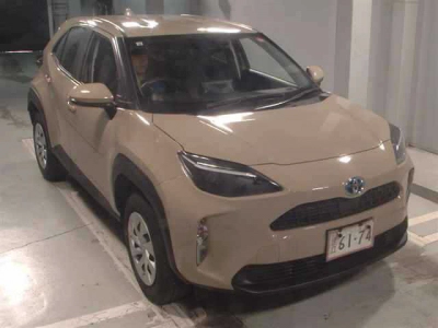 TOYOTA YARIS CROSS