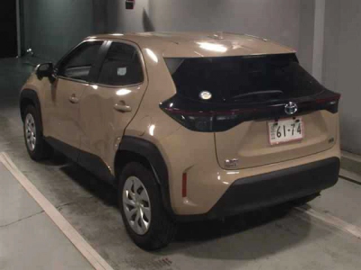 TOYOTA YARIS CROSS