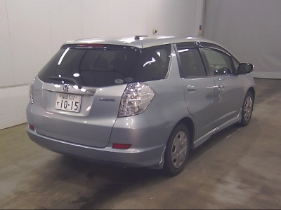 HONDA FIT SHUTTLE