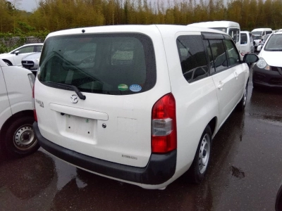 MAZDA FAMILIA VAN