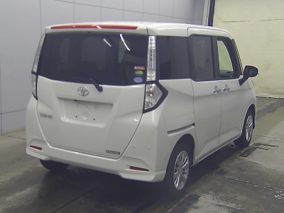 TOYOTA TANK