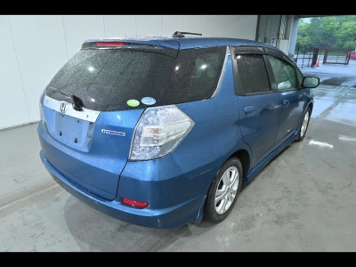 HONDA FIT SHUTTLE