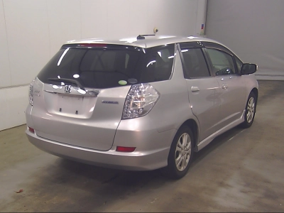 HONDA FIT SHUTTLE