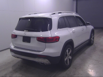 MERCEDES BENZ GLB