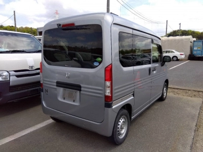 HONDA N-VAN