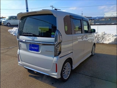 HONDA N BOX CUSTOM