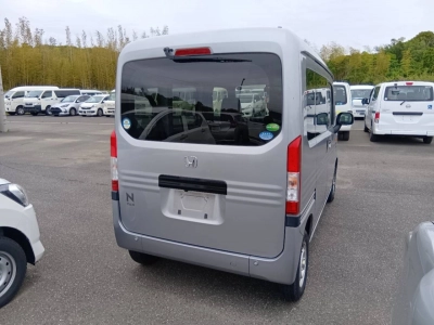 HONDA N-VAN