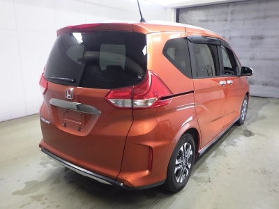 HONDA FREED+