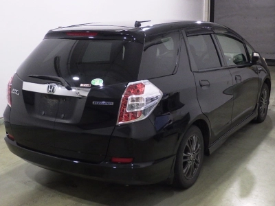 HONDA FIT SHUTTLE