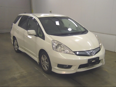 HONDA FIT SHUTTLE