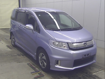 HONDA FREED SPIKE