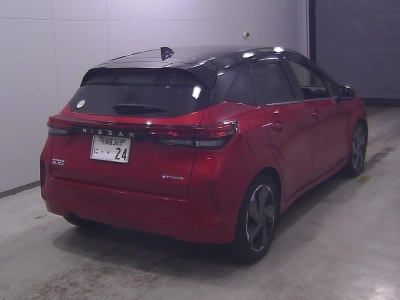 NISSAN AURA