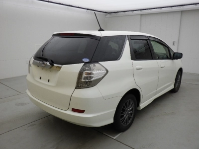 HONDA FIT SHUTTLE