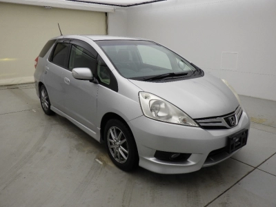 HONDA FIT SHUTTLE