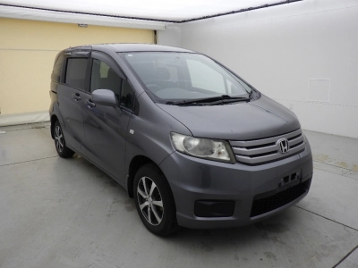 HONDA FREED SPIKE