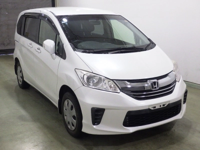 HONDA FREED