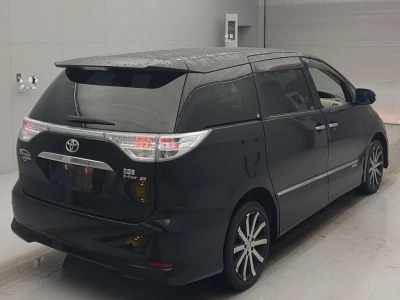 TOYOTA ESTIMA HYBRID