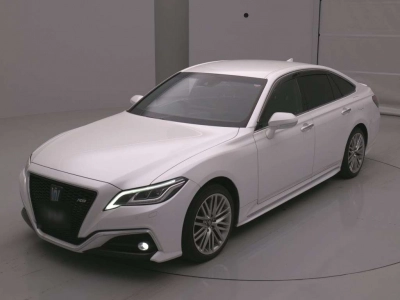 TOYOTA CROWN HYBRID