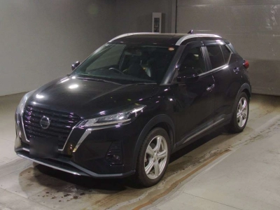 NISSAN KICKS