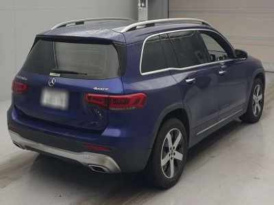 MERCEDES BENZ GLB