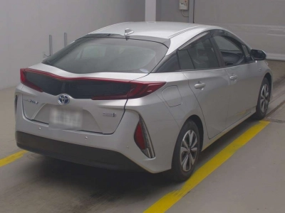 TOYOTA PRIUS PHV