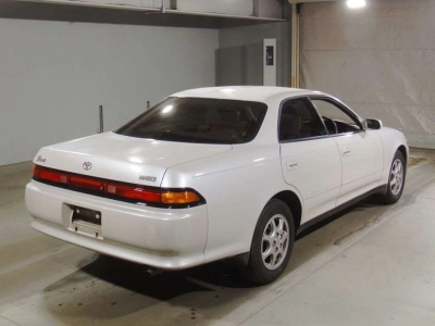 TOYOTA MARK II