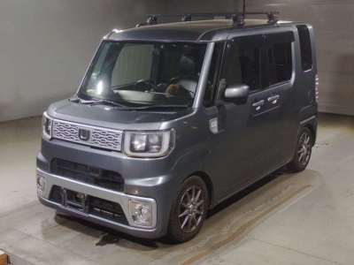 DAIHATSU WAKE