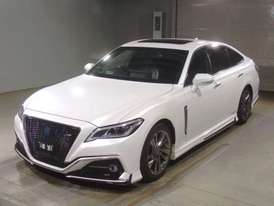 TOYOTA CROWN HYBRID