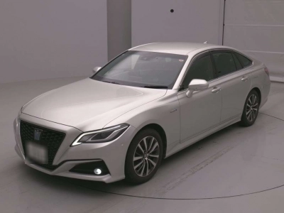 TOYOTA CROWN HYBRID