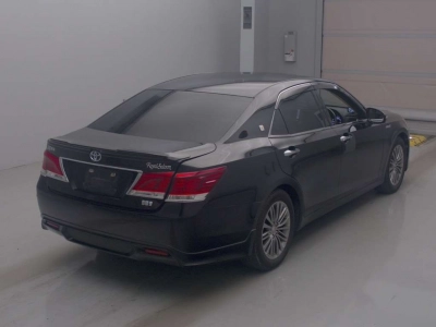 TOYOTA CROWN HYBRID