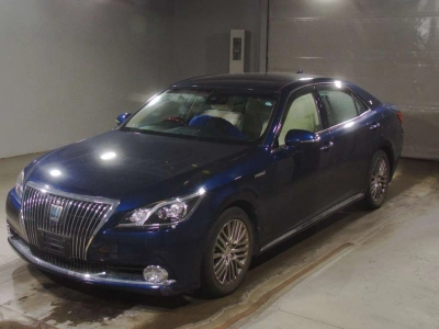 TOYOTA CROWN MAJESTA