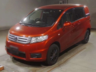 HONDA FREED SPIKE
