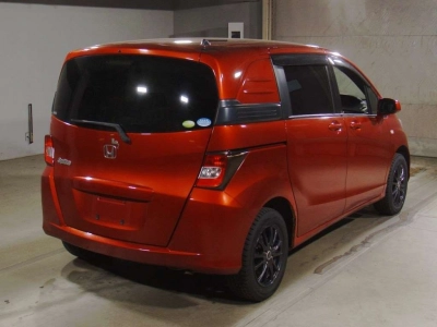 HONDA FREED SPIKE