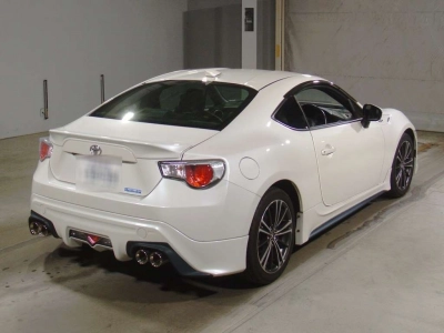 TOYOTA 86