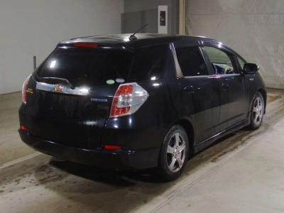 HONDA FIT SHUTTLE HYBRID