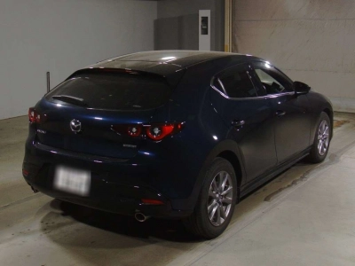 MAZDA MAZDA3 FASTBACK