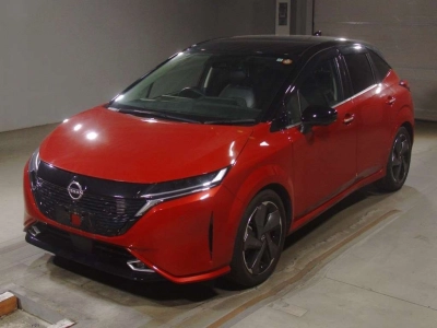 NISSAN AURA