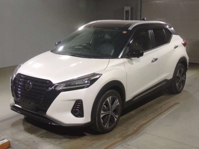 NISSAN KICKS