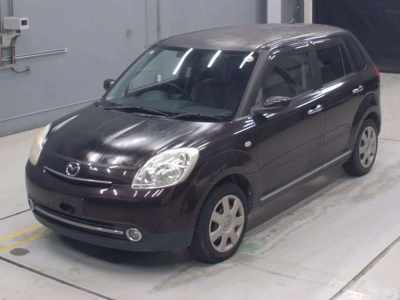 MAZDA VERISA