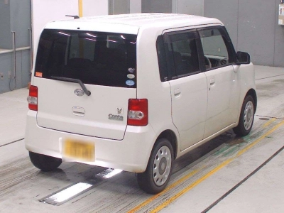 DAIHATSU MOVE CONTE