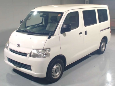 TOYOTA TOWN ACE VAN
