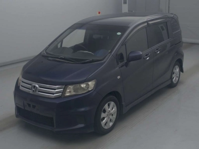 HONDA FREED SPIKE