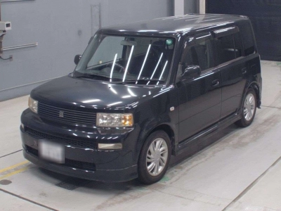 TOYOTA BB