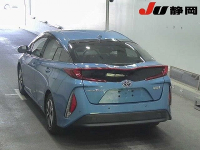 TOYOTA PRIUS PHV