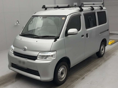 TOYOTA TOWN ACE VAN