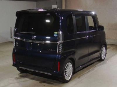 HONDA N BOX CUSTOM