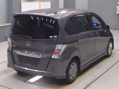 HONDA FREED HYBRID