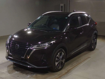 NISSAN KICKS