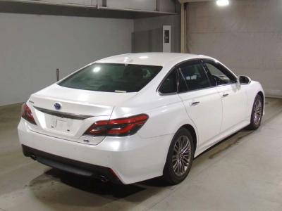 TOYOTA CROWN HYBRID